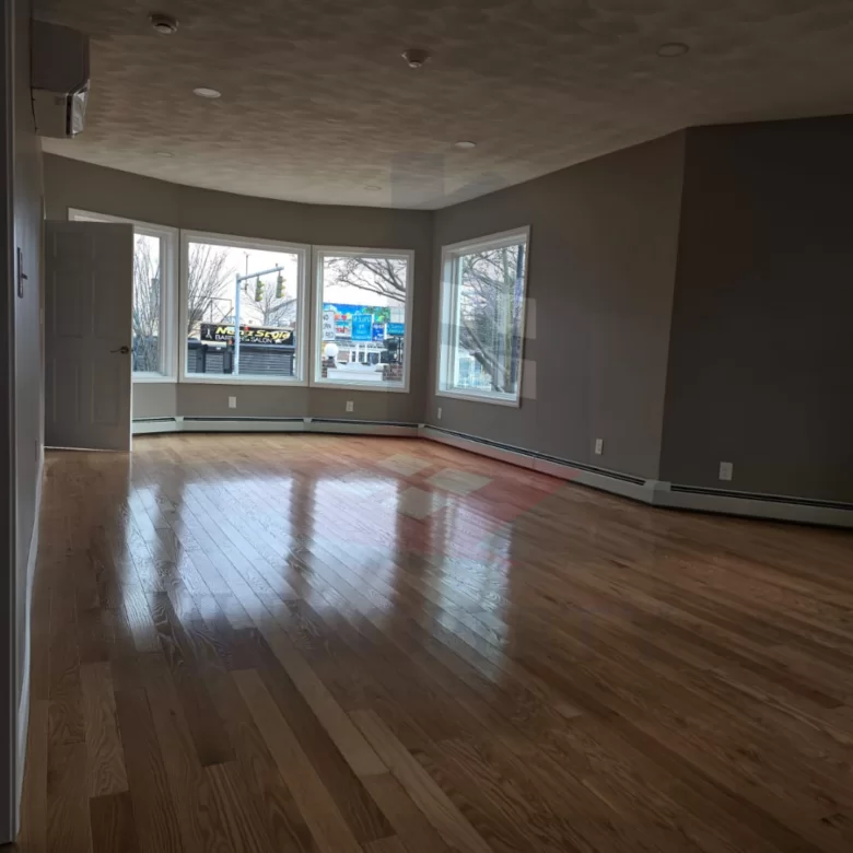 🏢 Commercial Space for Rent – 727 Sq. Ft. 📍 Broad Street, Providence, RI