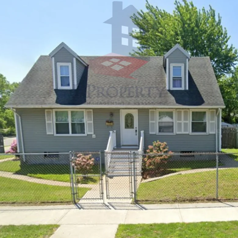 🏡 Stunning Single-Family Home | 💰 $450,000