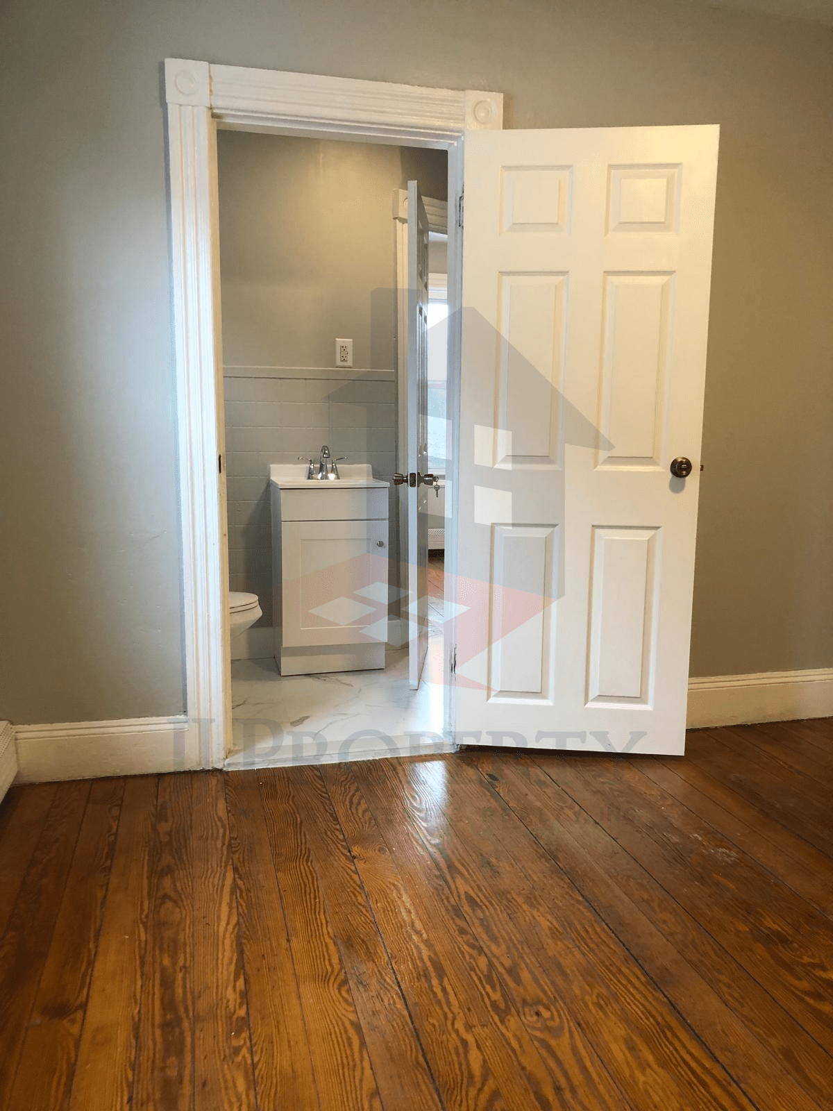 🏠 Cozy 2-Bedroom, 1-Bath Apartment Third Floor