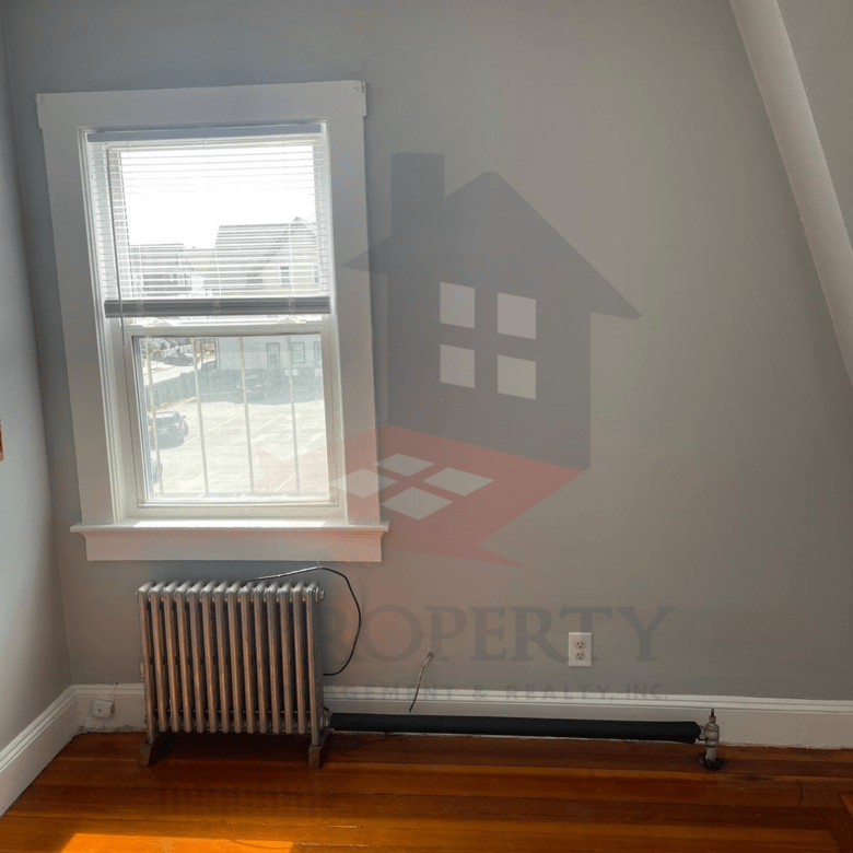 2-Bedroom Apartment w/ Utilities Included – 3rd Floor