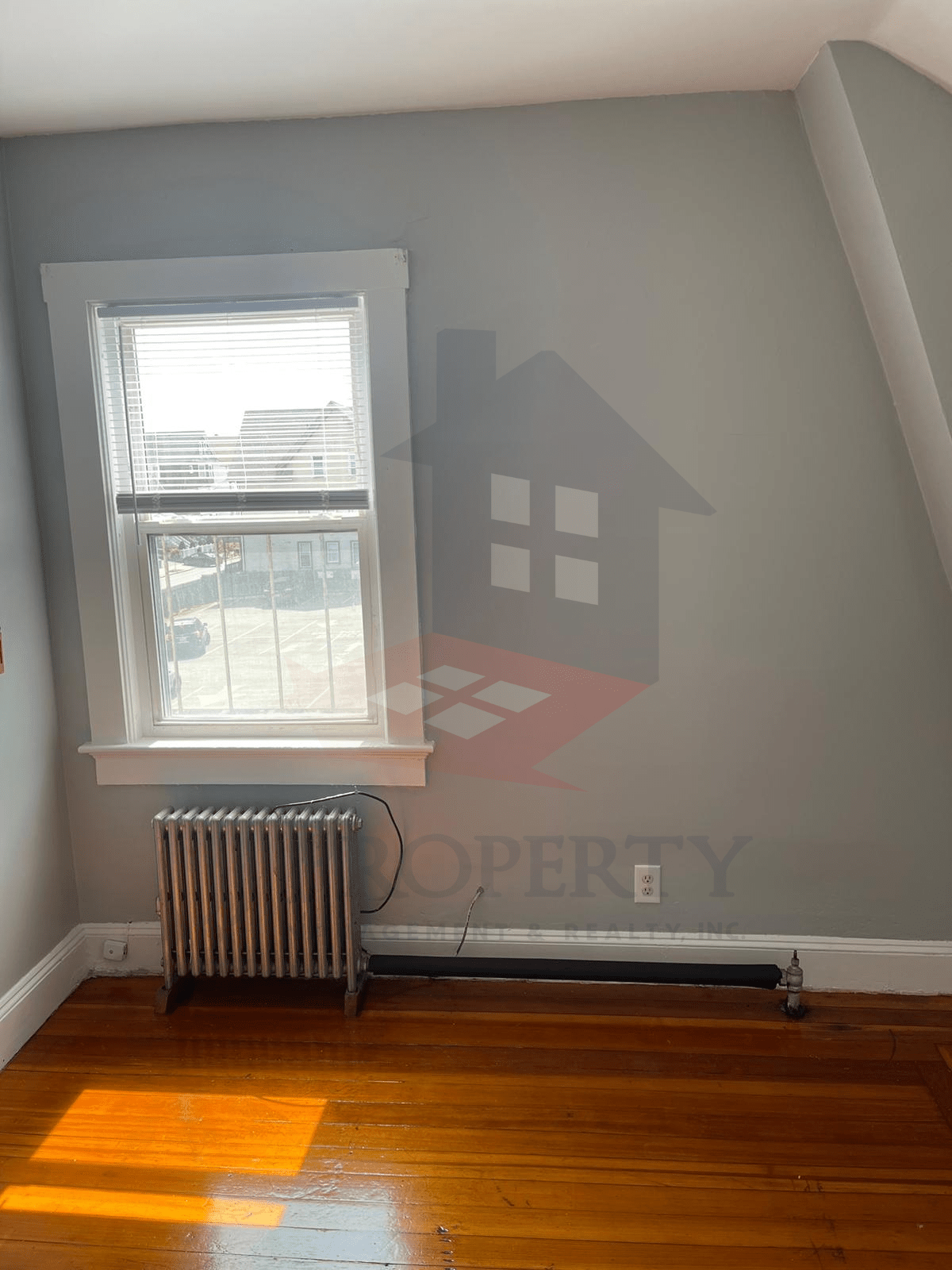 2-Bedroom Apartment w/ Utilities Included – 3rd Floor
