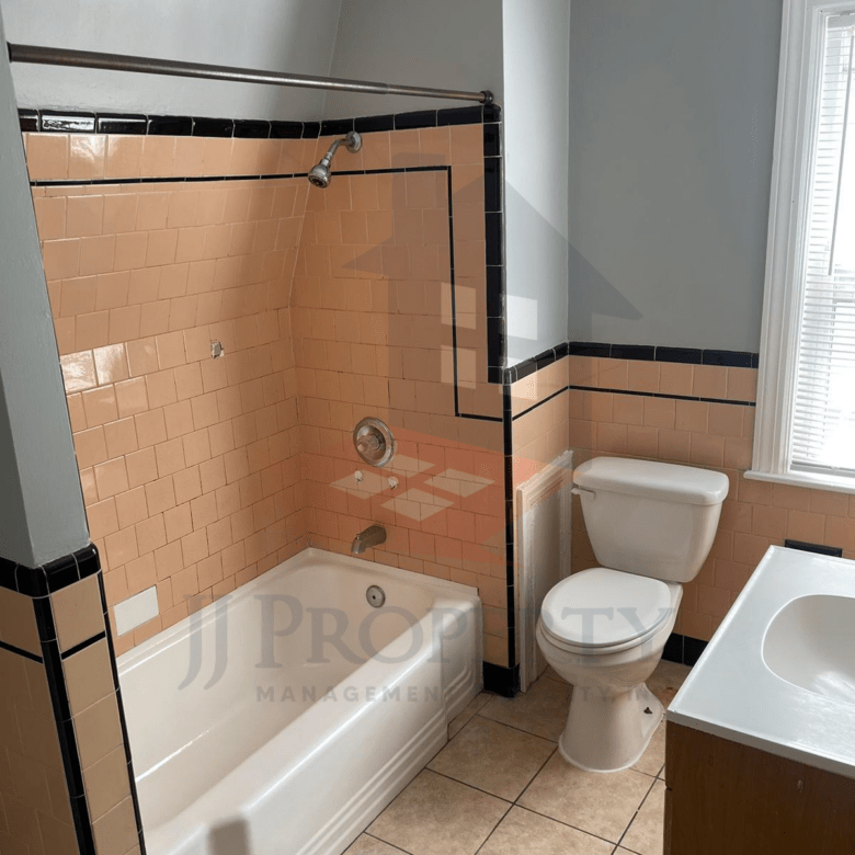 2-Bedroom Apartment w/ Utilities Included – 3rd Floor