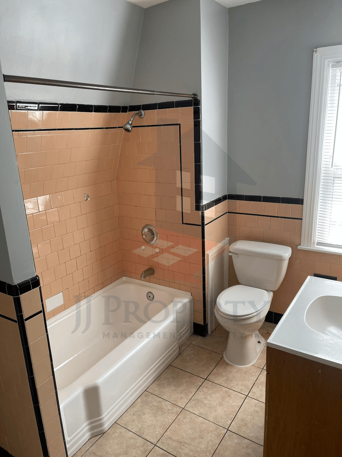 2-Bedroom Apartment w/ Utilities Included – 3rd Floor