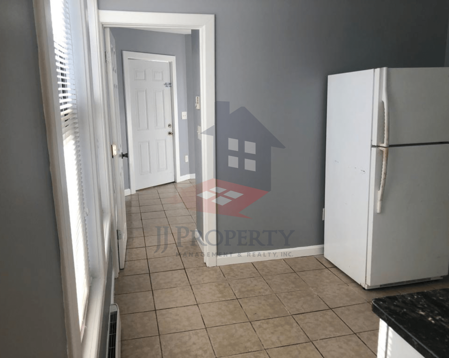 🏠 Studio Apartment – First Floor