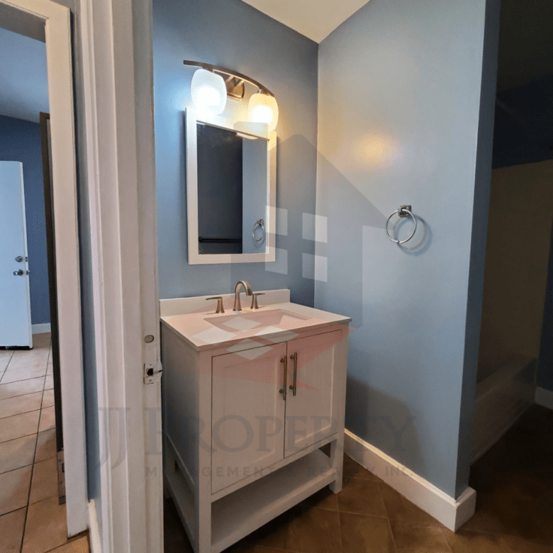 🏠 3 Bedroom Apartment – First Floor