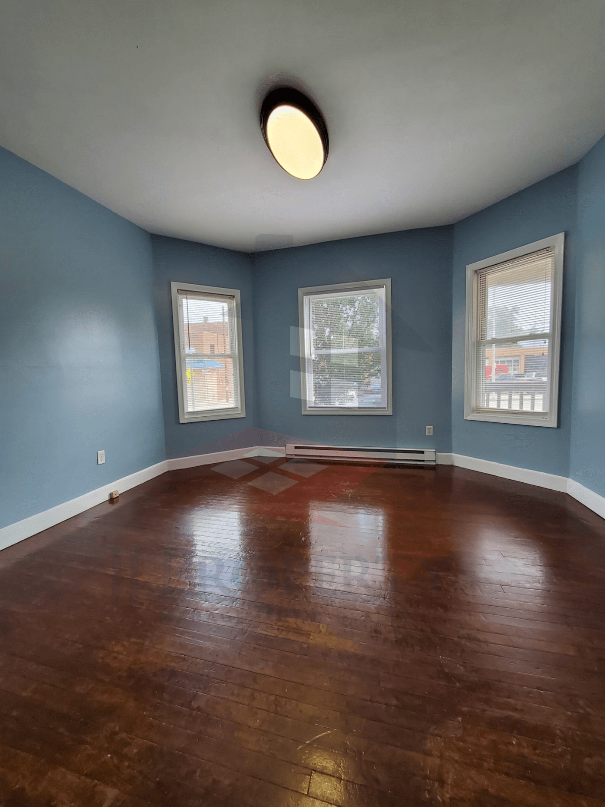 🏠 3 Bedroom Apartment – First Floor