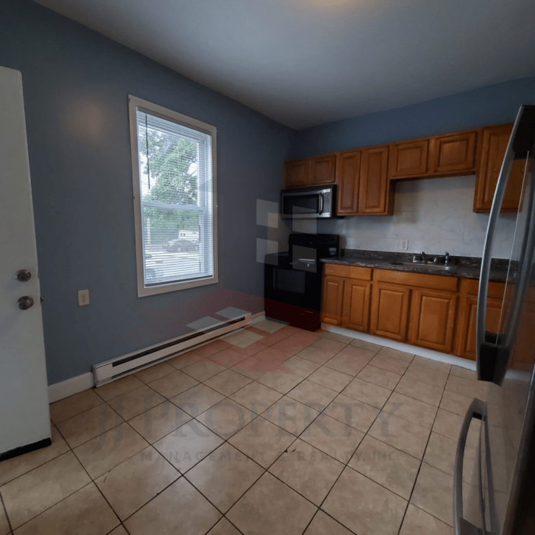 🏠 3 Bedroom Apartment – First Floor
