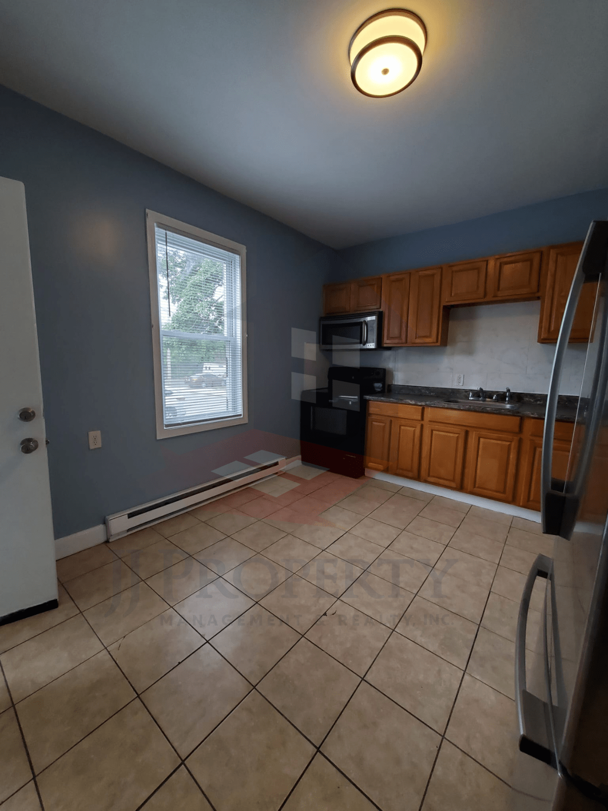 🏠 3 Bedroom Apartment – First Floor