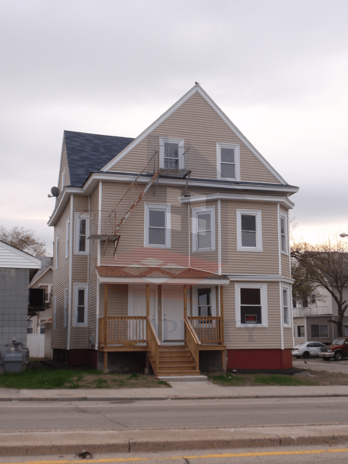 🏠 3 Bedroom Apartment – First Floor
