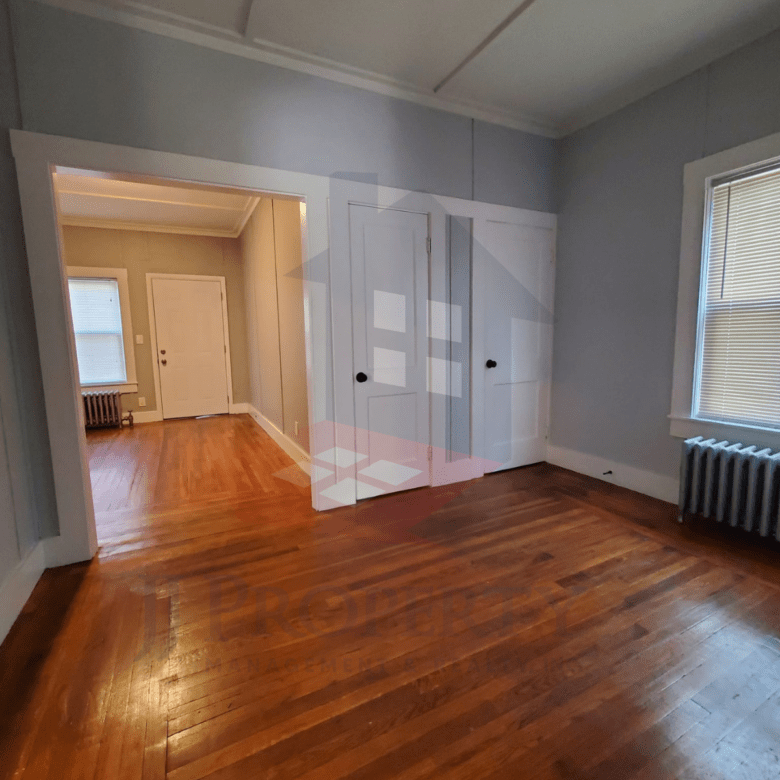 🏠 2 Bedroom Apartment – First Floor