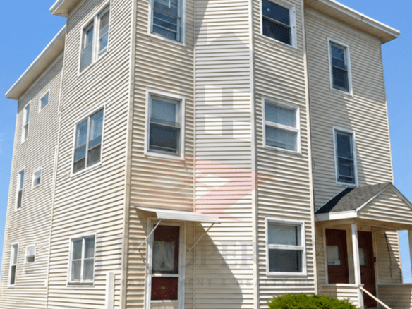 🏠 3-Bedroom Apartment – Third Floor