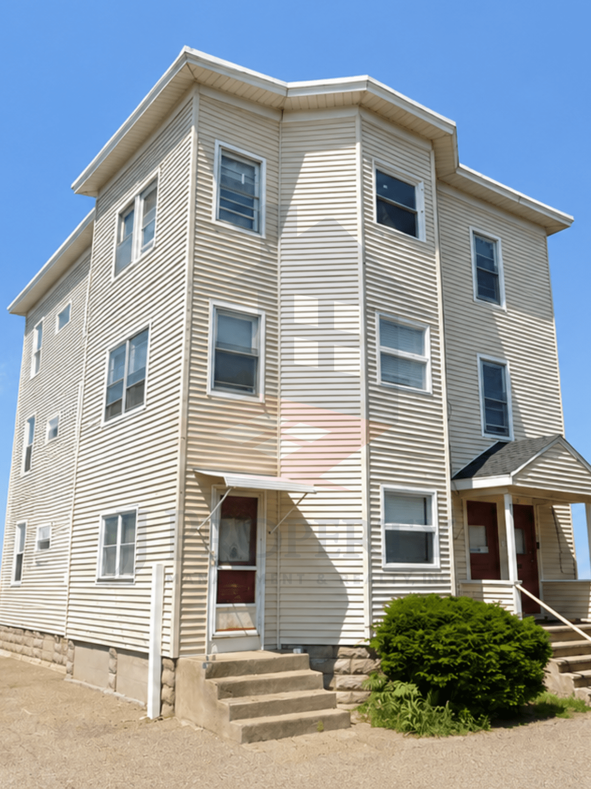 🏠 3-Bedroom Apartment – Third Floor