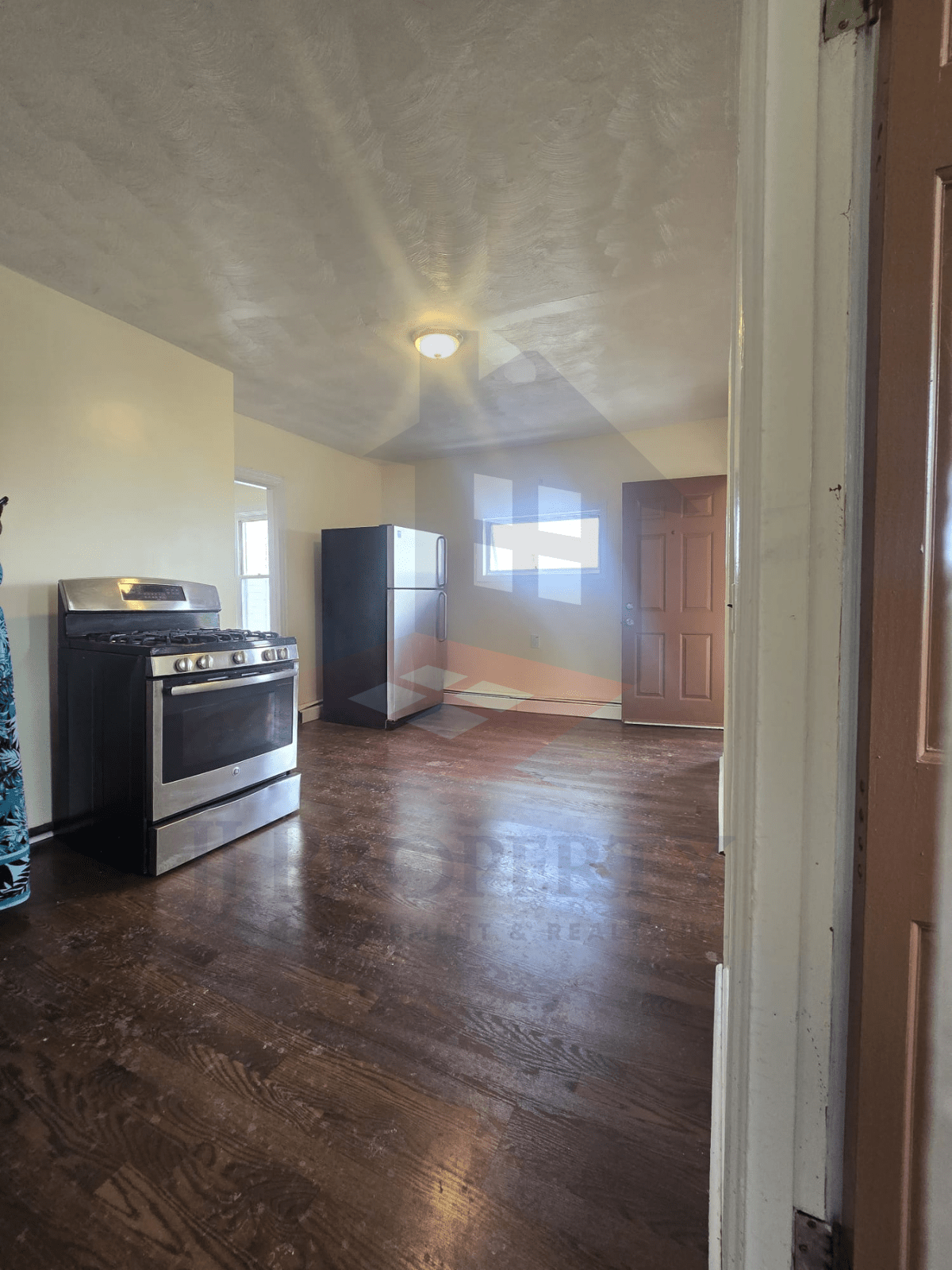 🏠 3-Bedroom Apartment – Third Floor