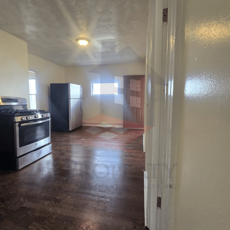 🏠 3-Bedroom Apartment – Third Floor