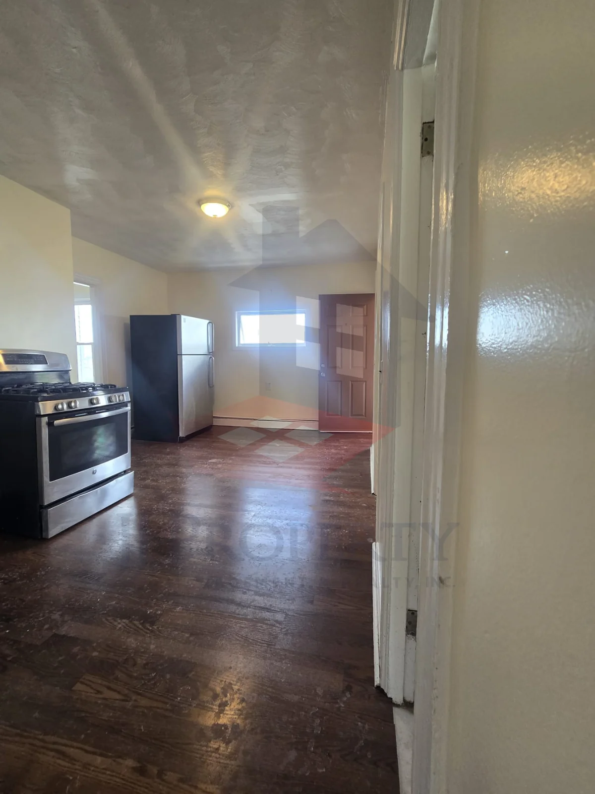 LOGO+PROPERTY PIC HORIZONTAL (46) π 3-Bedroom Apartment β Third Floor