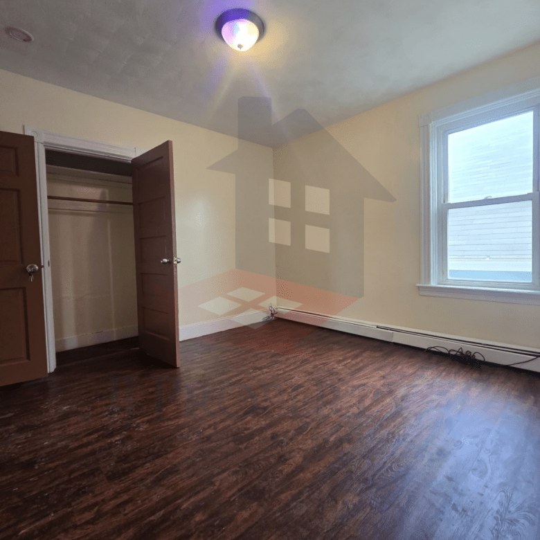 🏠 3-Bedroom Apartment – Third Floor