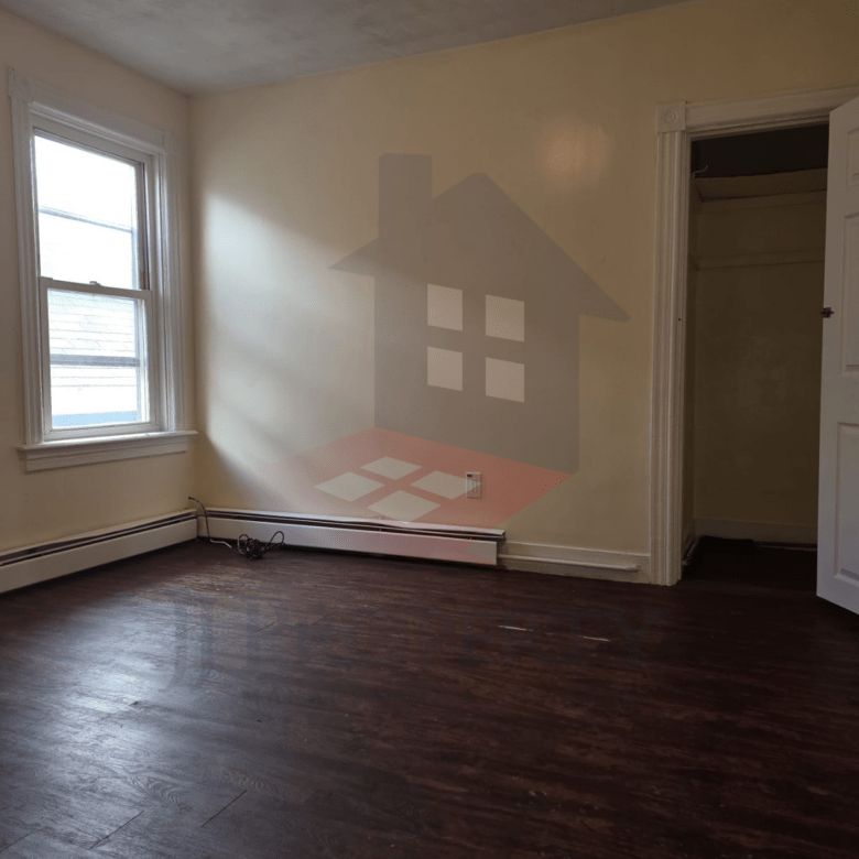 🏠 3-Bedroom Apartment – Third Floor
