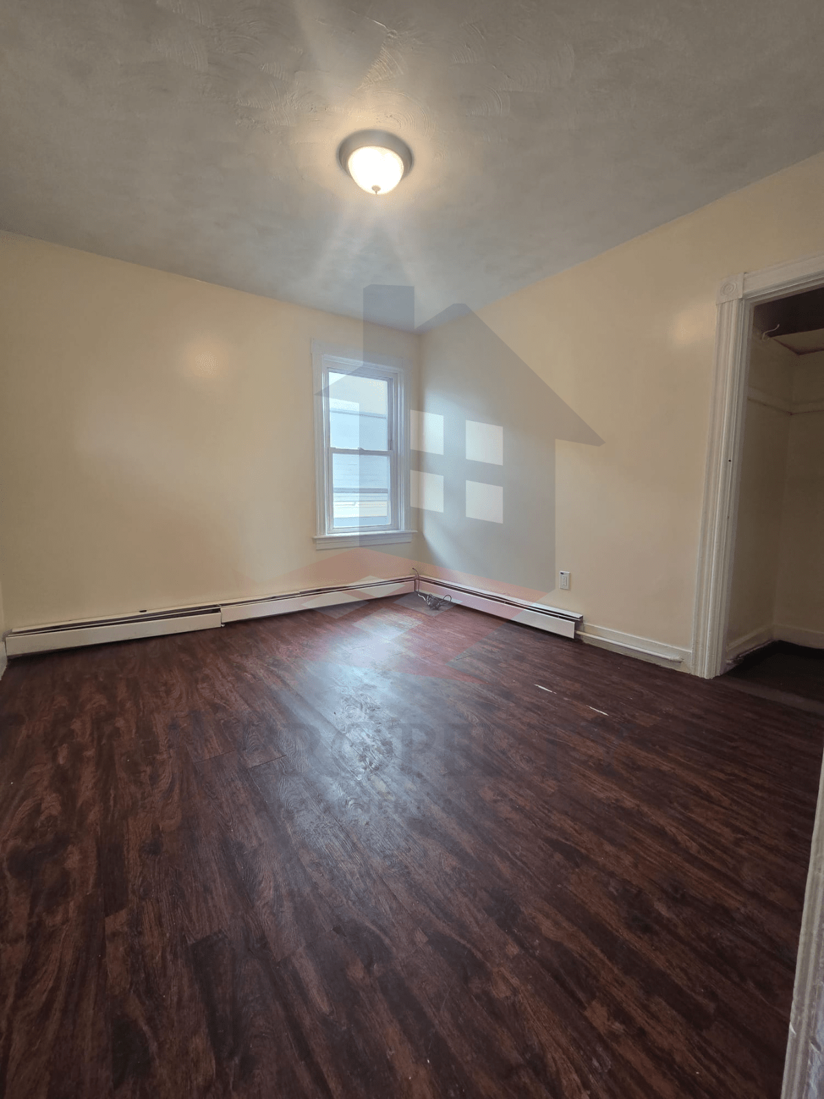 🏠 3-Bedroom Apartment – Third Floor