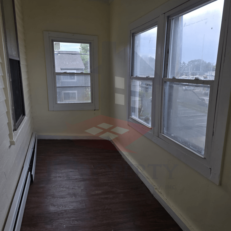🏠 3-Bedroom Apartment – Third Floor