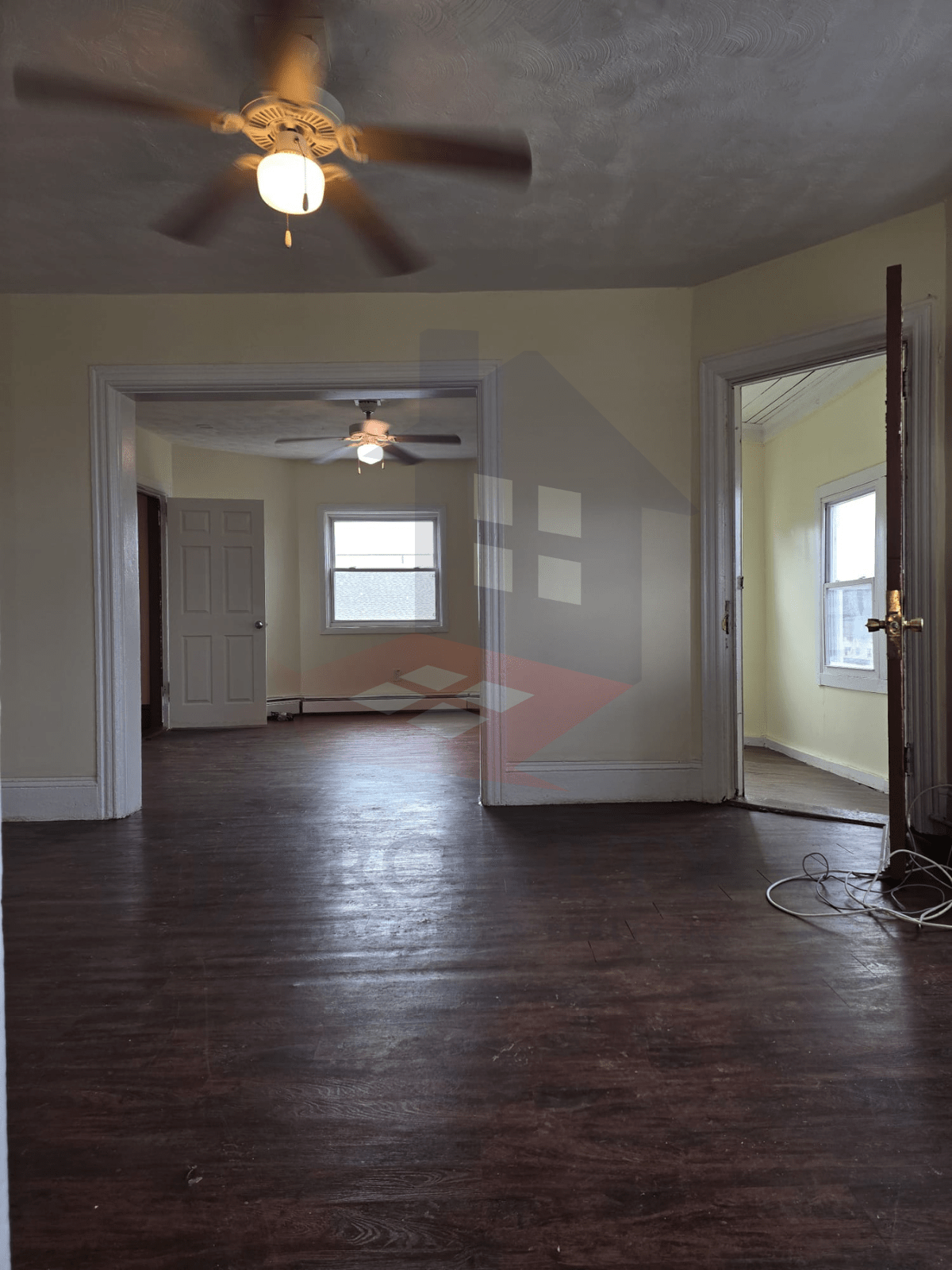 🏠 3-Bedroom Apartment – Third Floor
