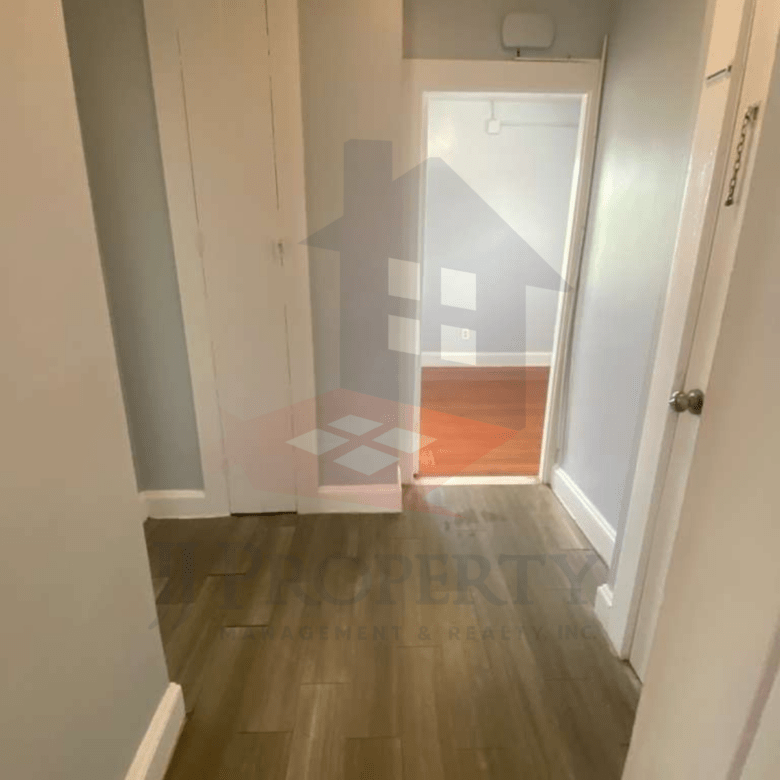 2-Bedroom Apartment w/ Utilities Included – 3rd Floor