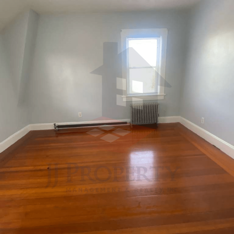 2-Bedroom Apartment w/ Utilities Included – 3rd Floor