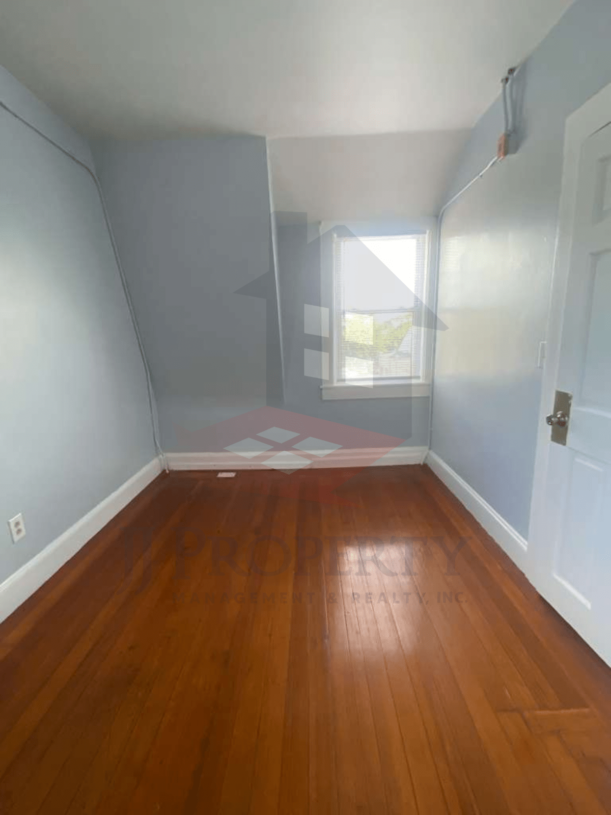 LOGO+PROPERTY PIC HORIZONTAL (72) 2-Bedroom Apartment w/ Utilities Included โ 3rd Floor