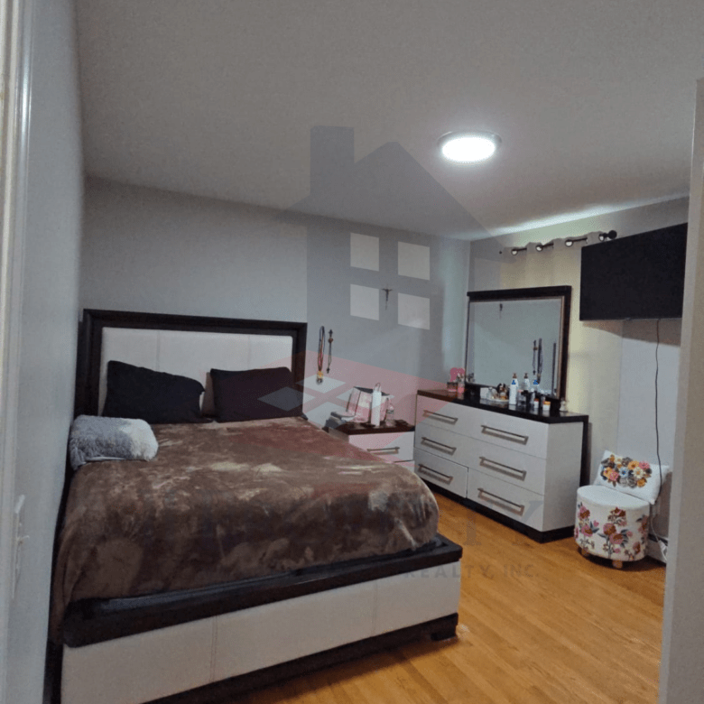 🏡 Stunning Single-Family Home | 💰 $450,000