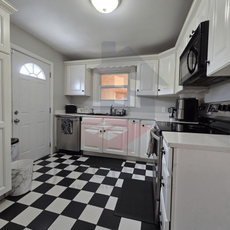 🏡 Stunning Single-Family Home | 💰 $450,000