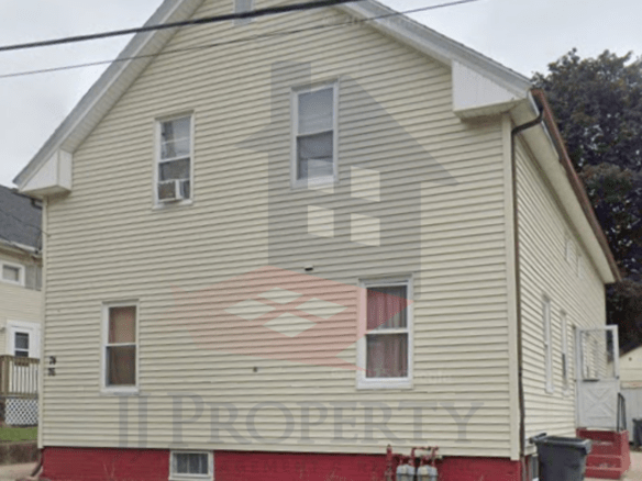 🏡 Renovated 4-Bedroom for Rent