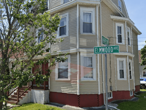 🏠 2 Bedroom Apartment – Second Floor