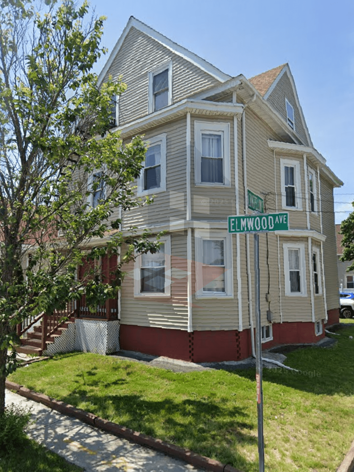 🏠 2 Bedroom Apartment – Second Floor