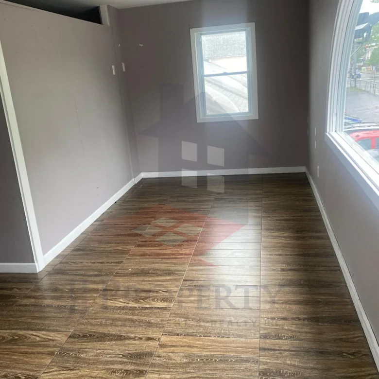🏢 Commercial Space for Rent – 319 Pocasset Ave, 2nd Floor