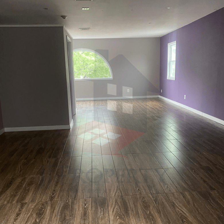 🏢 Commercial Space for Rent – 319 Pocasset Ave, 2nd Floor