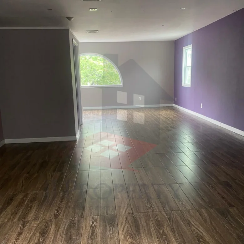 🏢 Commercial Space for Rent – 319 Pocasset Ave, 2nd Floor