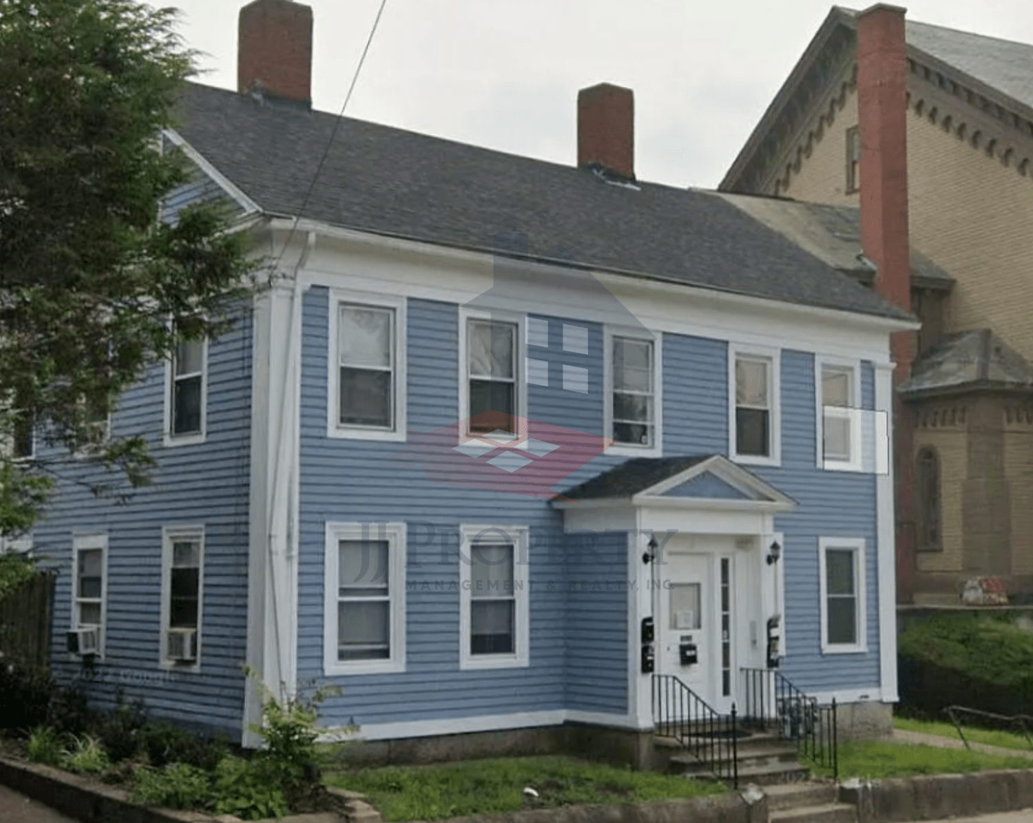 🏡 3-Bedroom Townhouse – Great for Roommates!
