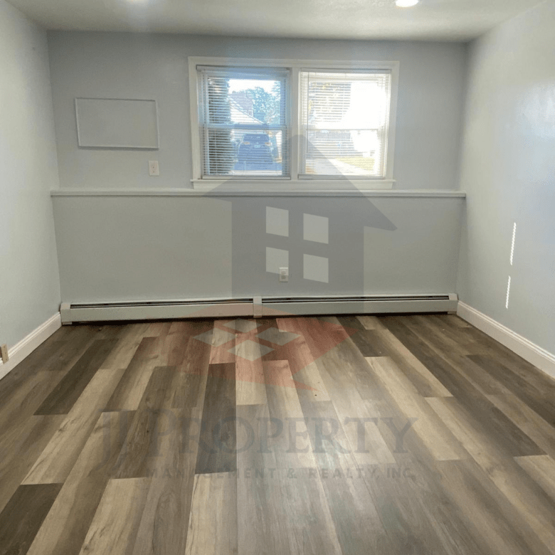 🏠 2 Bedroom Apartment – Unit 2 (First Floor)