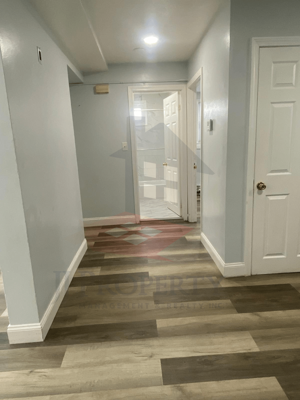 LOGO+PROPERTY PIC HORIZONTAL – 2026-08-05T115043.344 🏠 2 Bedroom Apartment – Unit 2 (First Floor)