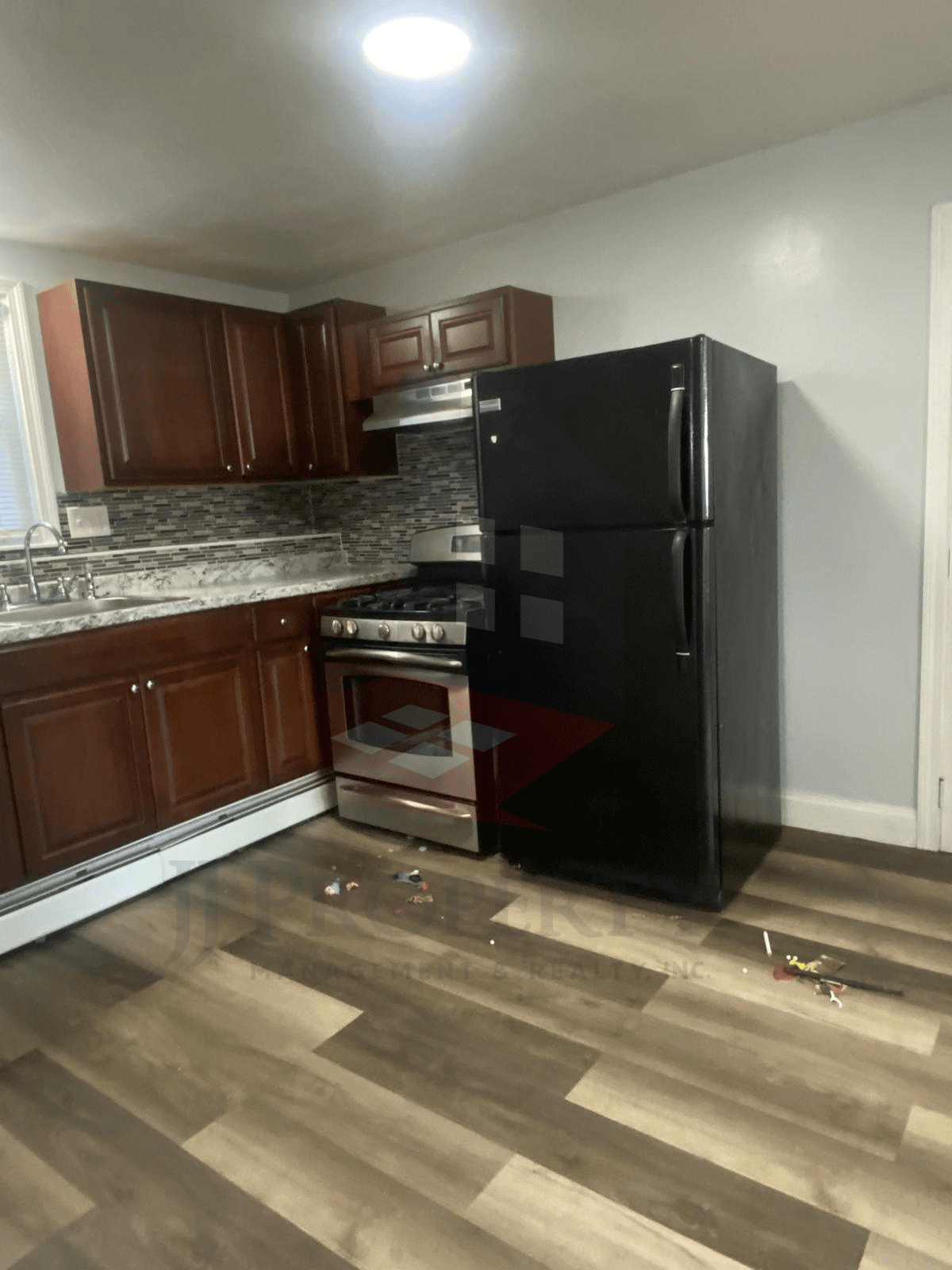 LOGO+PROPERTY PIC HORIZONTAL – 2026-08-05T120227.629 🏠 2 Bedroom Apartment – Unit 2 (First Floor)