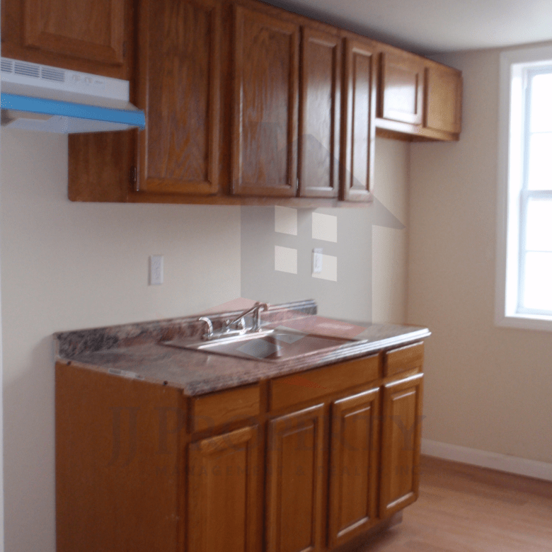 🏠 2 Bedroom Apartment – 3rd Floor