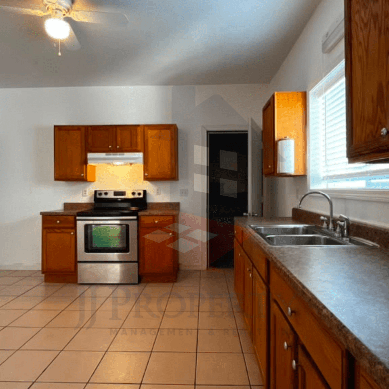 ✨ 2-Bedroom Apartment Available – Second Floor