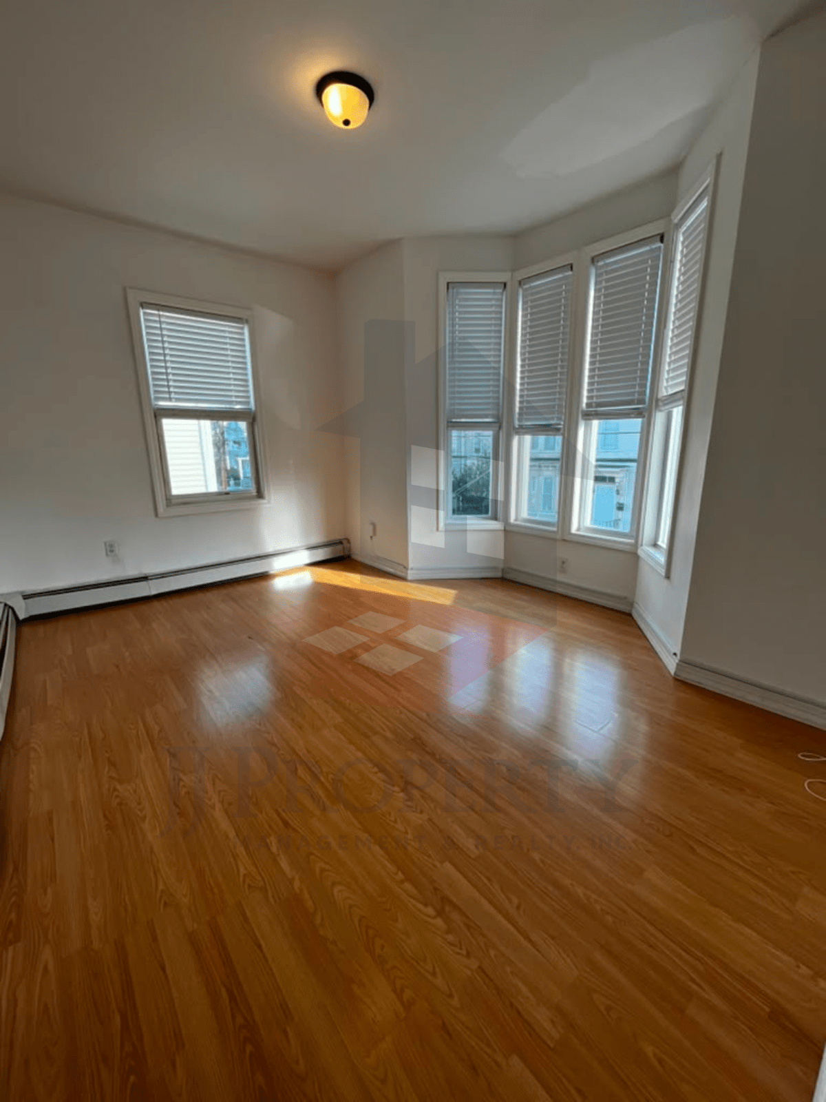 ✨ 2-Bedroom Apartment Available – Second Floor
