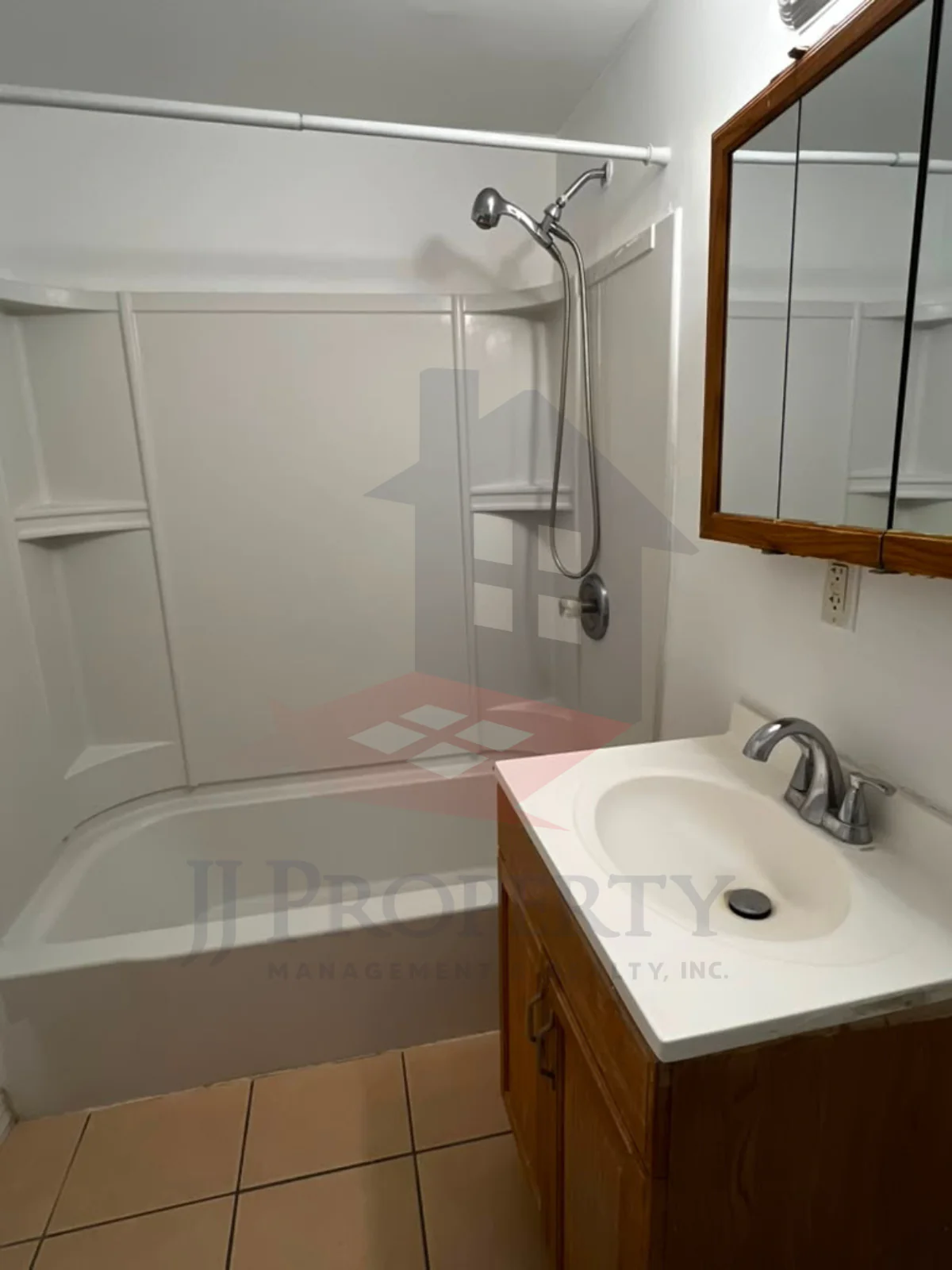 ✨ 2-Bedroom Apartment Available – Second Floor