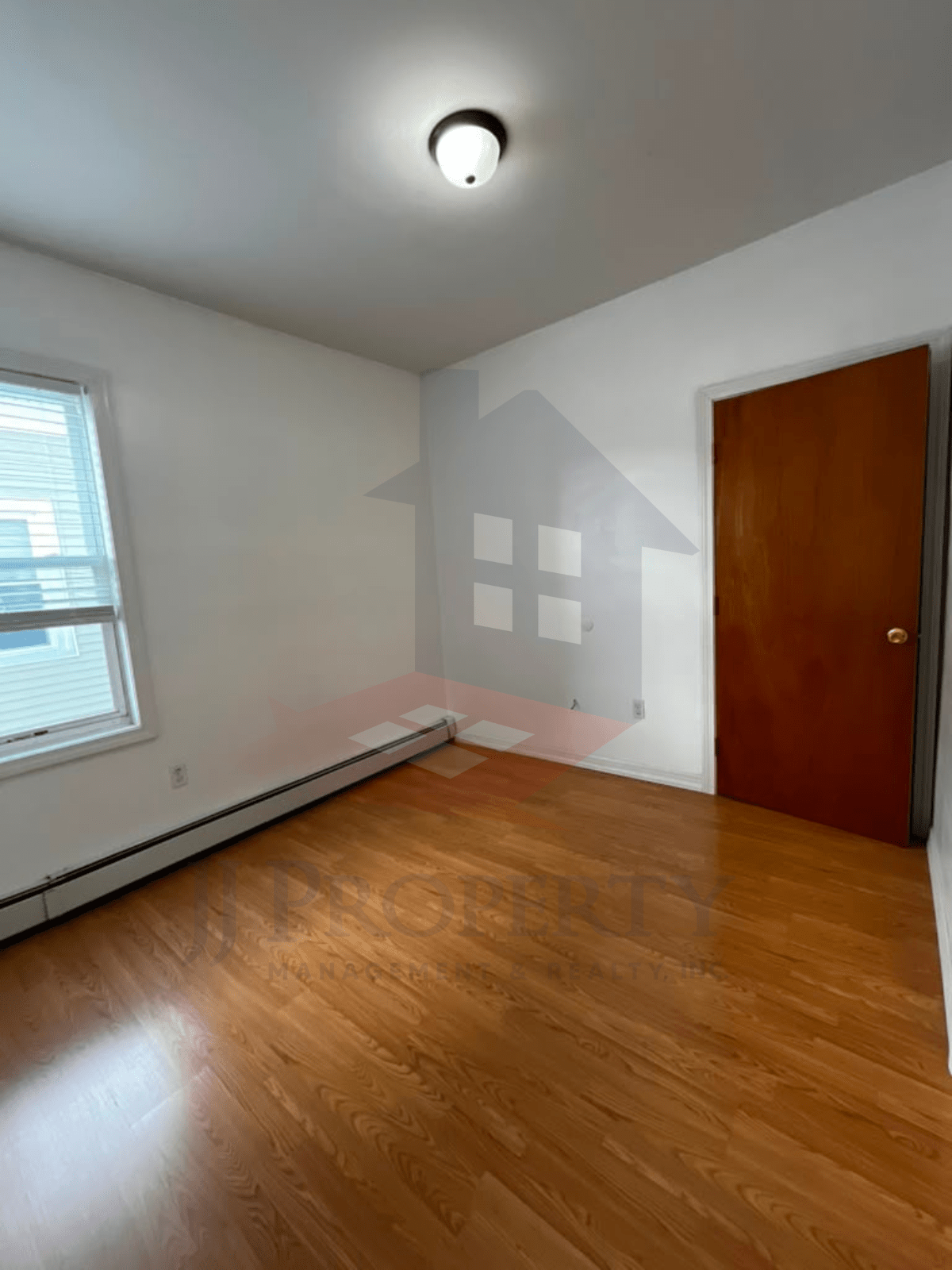 ✨ 2-Bedroom Apartment Available – Second Floor