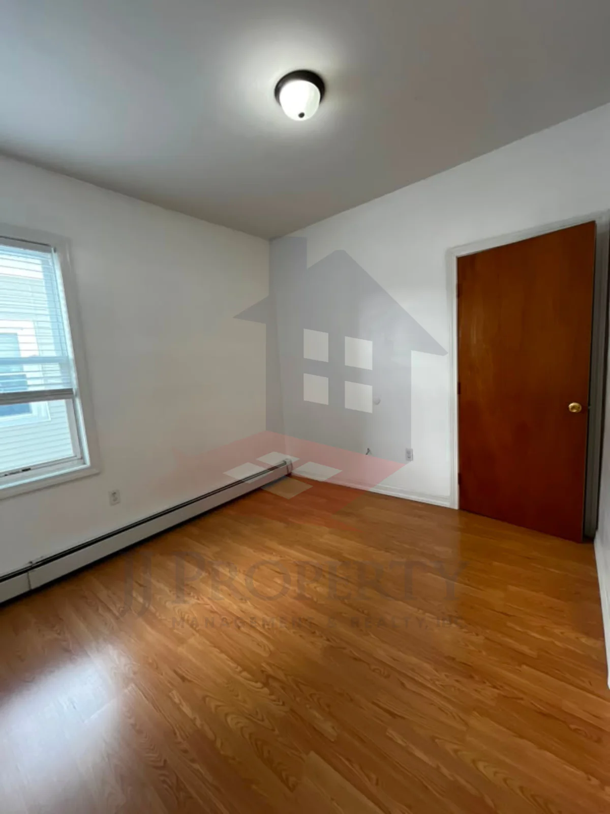 ✨ 2-Bedroom Apartment Available – Second Floor