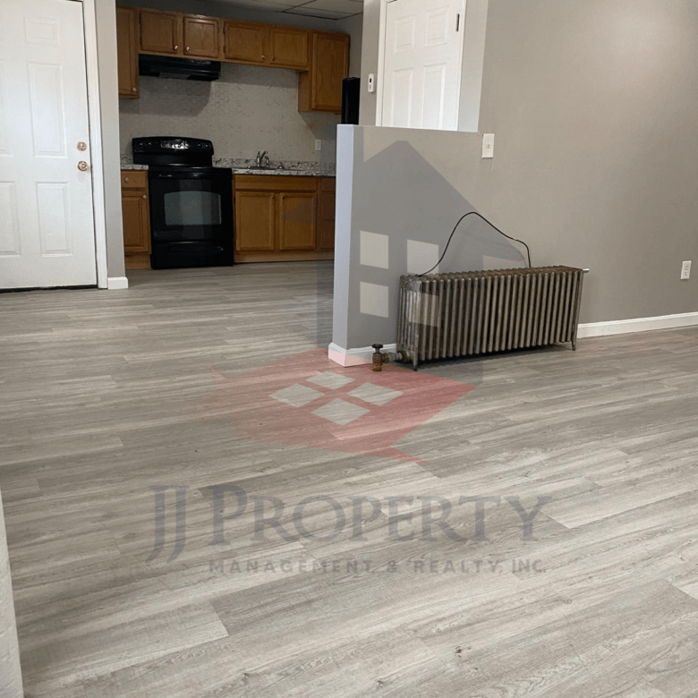 🏡 Beautiful Studio Apartment – First Floor!