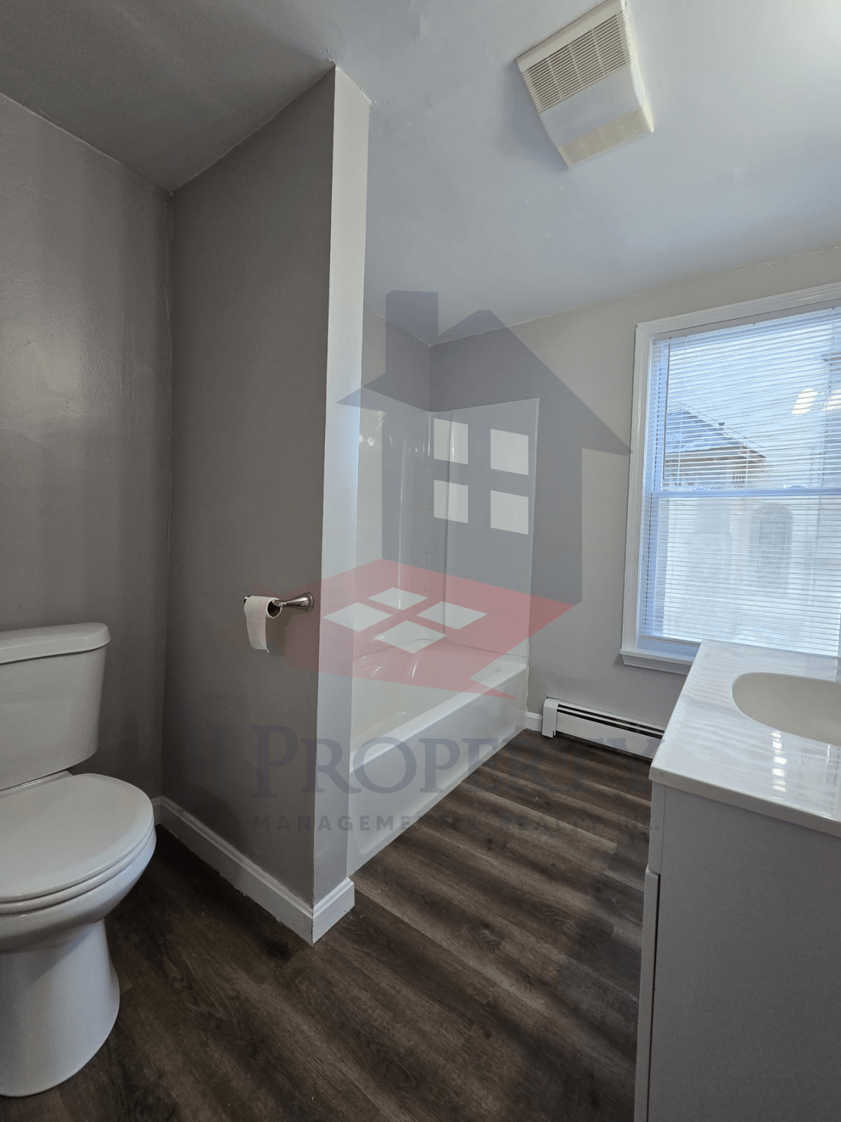 🏡 3-Bedroom Townhouse – Great for Roommates!
