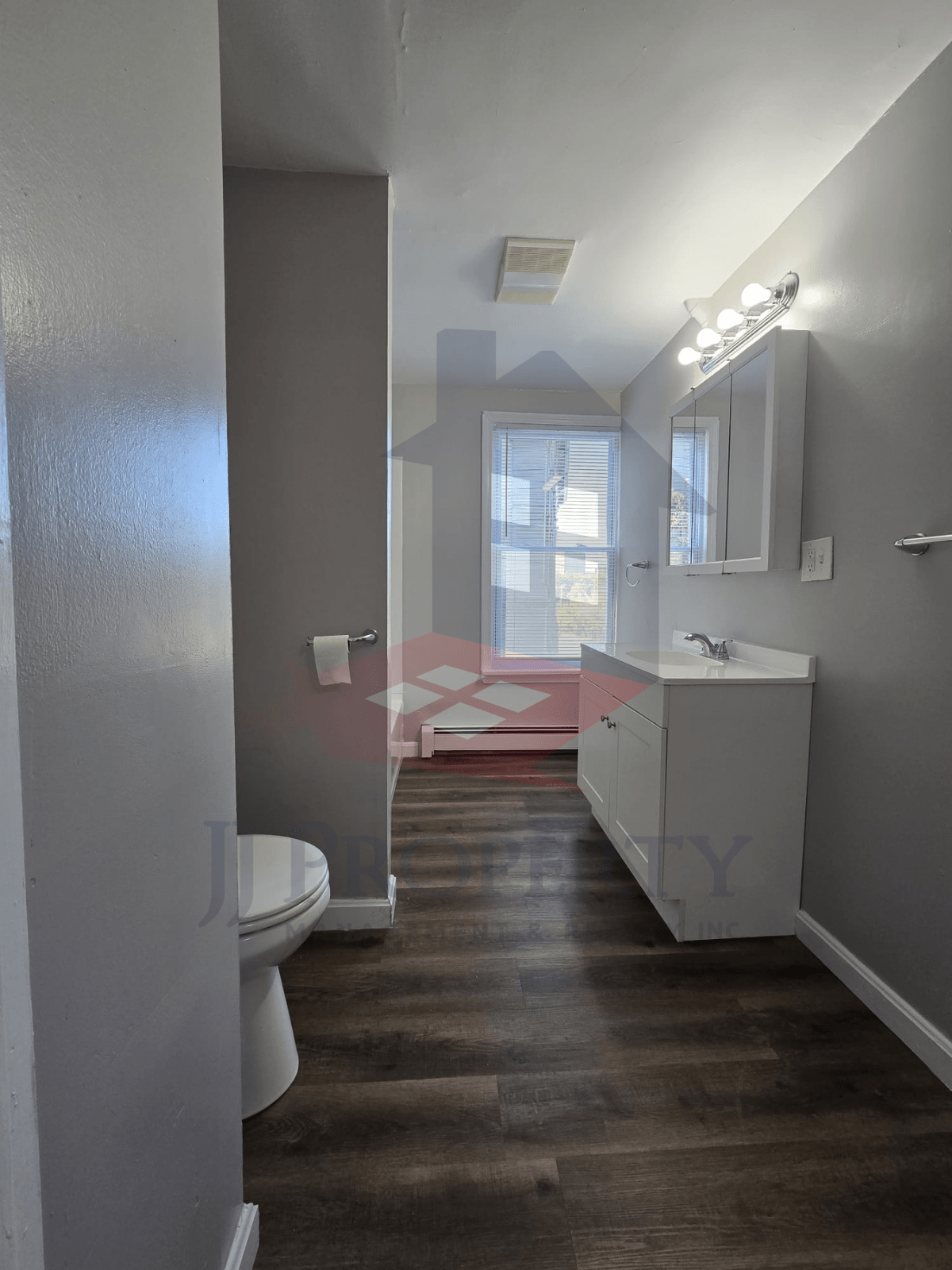 🏡 3-Bedroom Townhouse – Great for Roommates!