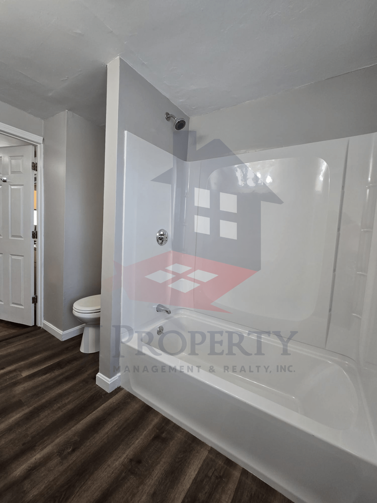 🏡 3-Bedroom Townhouse – Great for Roommates!