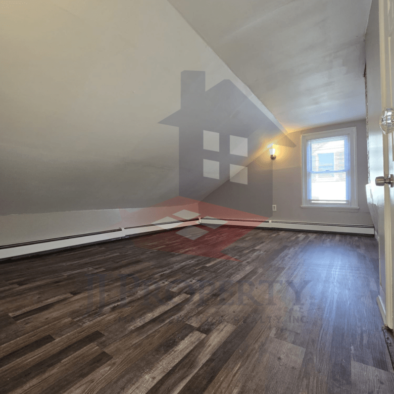 🏡 3-Bedroom Townhouse – Great for Roommates!